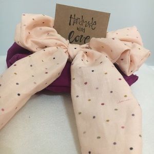 Polka dot scrunchie scarf set!
